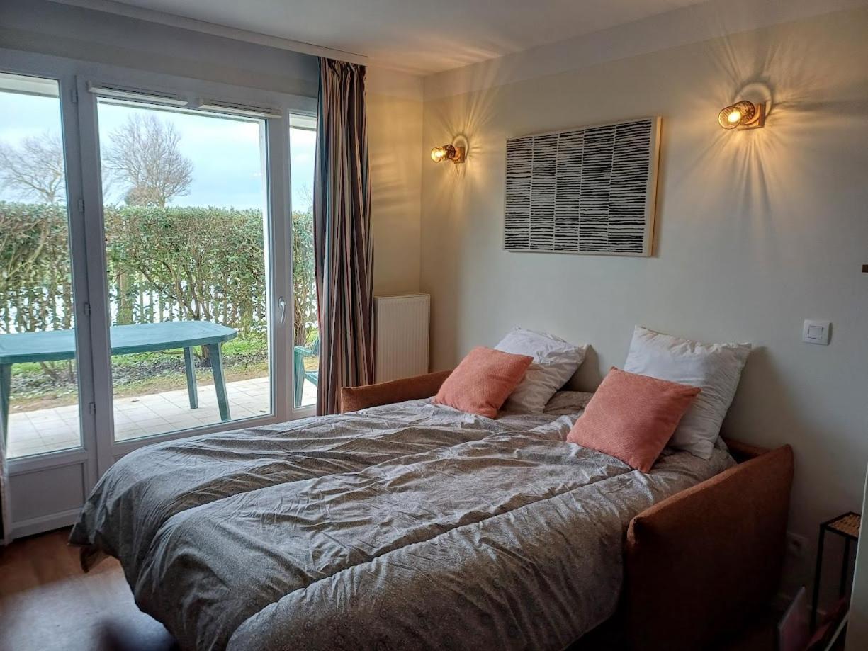 Le 501 F2 De Plain-Pied Avec Terrasse Apartamento Courseulles-sur-Mer Exterior foto